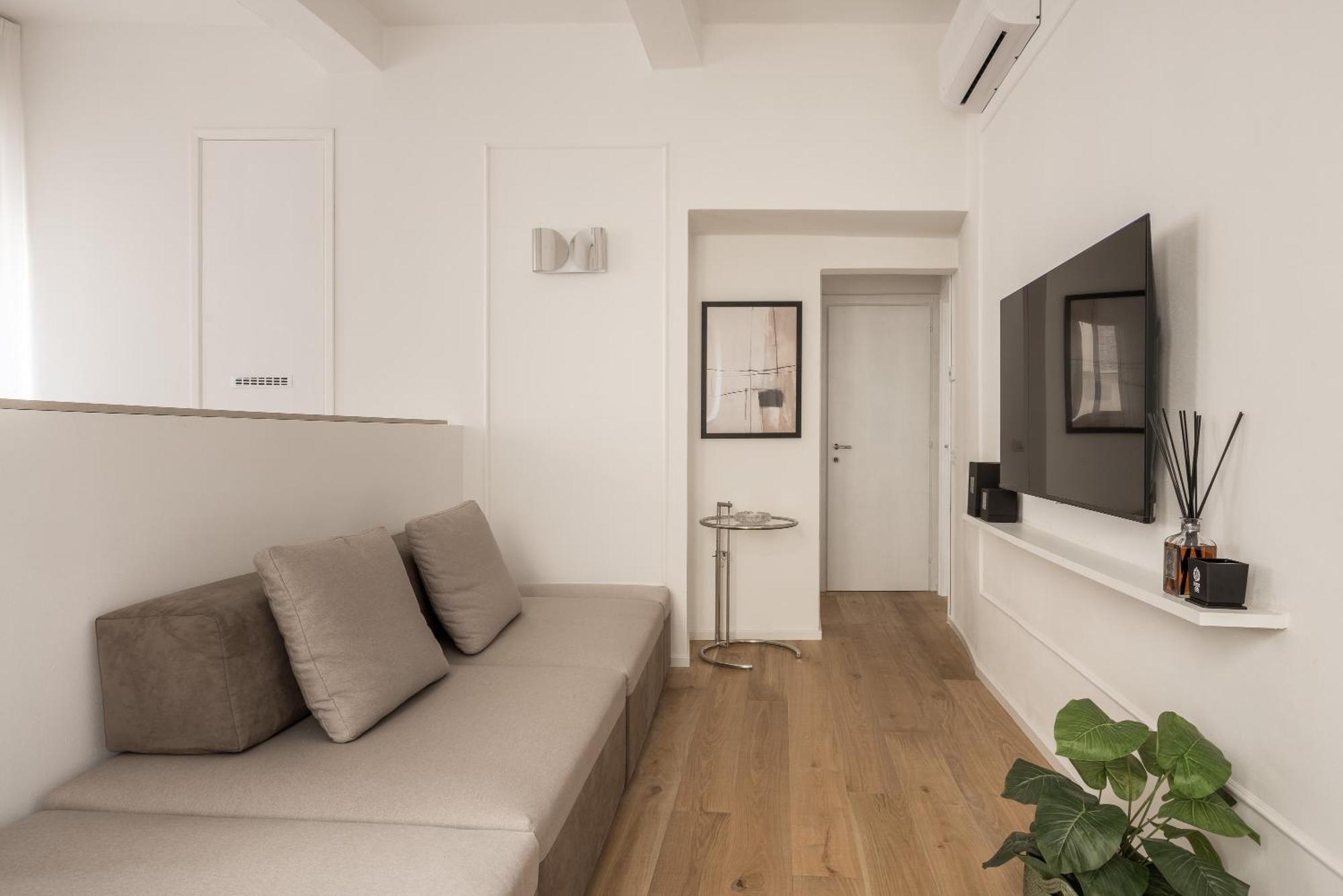 Tornabuoni Place & Dream By Mmega *