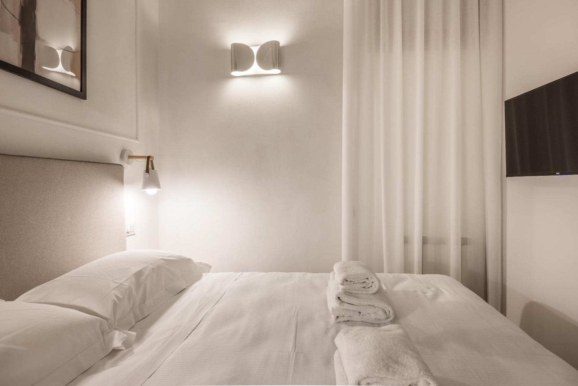Tornabuoni Place & Dream By Mmega
