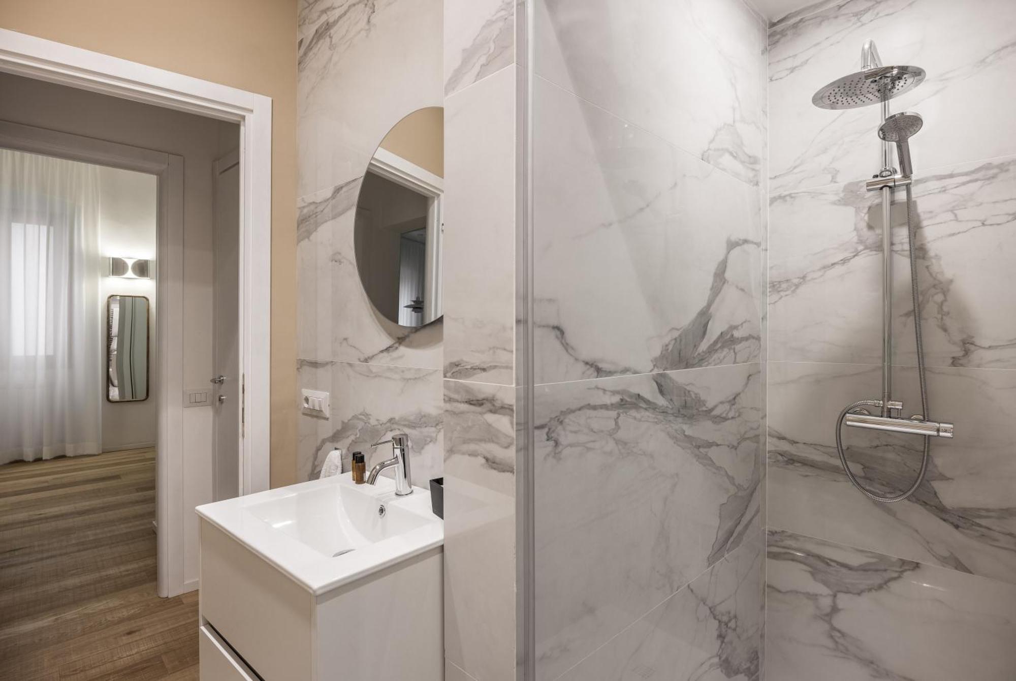 Tornabuoni Place & Dream By Mmega Appartamento *